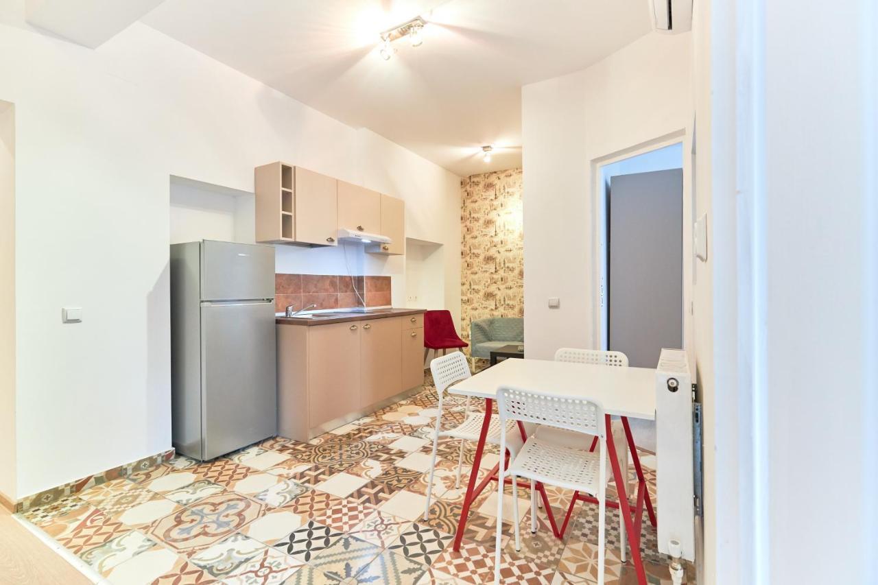 Stanford Aparthotel Gara De Nord Bucureşti Ngoại thất bức ảnh