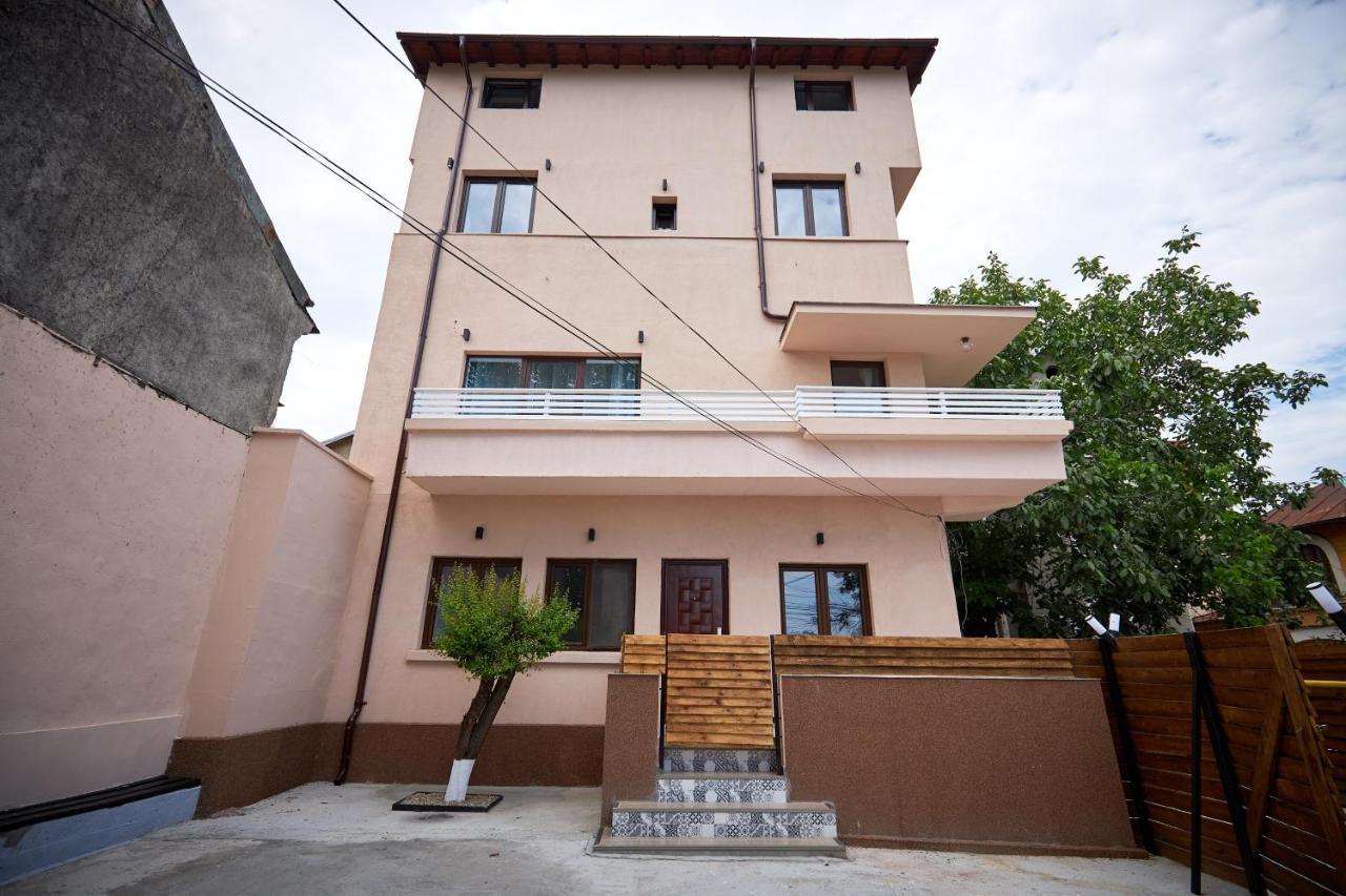 Stanford Aparthotel Gara De Nord Bucureşti Ngoại thất bức ảnh
